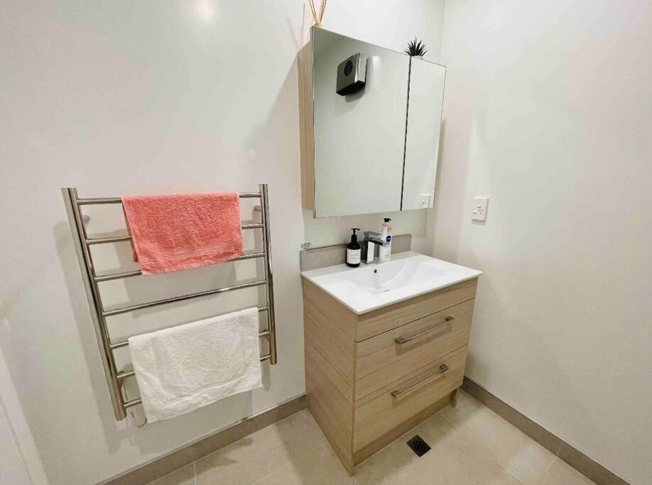 3 Minutes Walk To Riverside Market 4Bed4Bath كريستتشيرش المظهر الخارجي الصورة