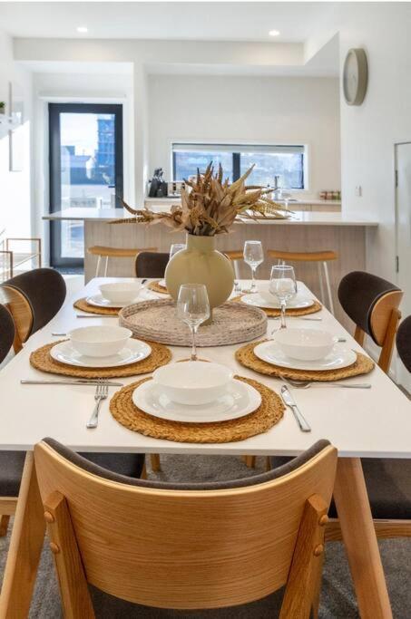 3 Minutes Walk To Riverside Market 4Bed4Bath كريستتشيرش المظهر الخارجي الصورة
