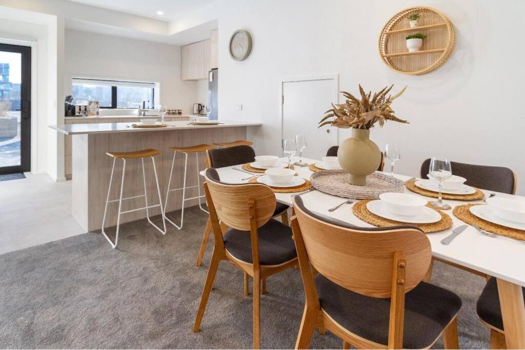 3 Minutes Walk To Riverside Market 4Bed4Bath كريستتشيرش المظهر الخارجي الصورة